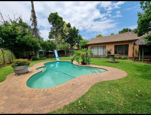 3 BEDROOM HOUSE TO LET IN BO-DORP